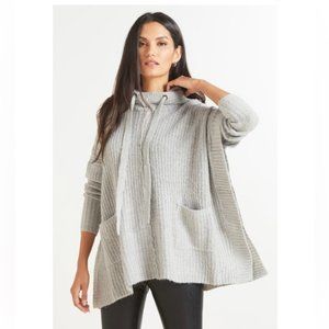 Evereve Roan + Ryan Madison Poncho Grey Small NWT